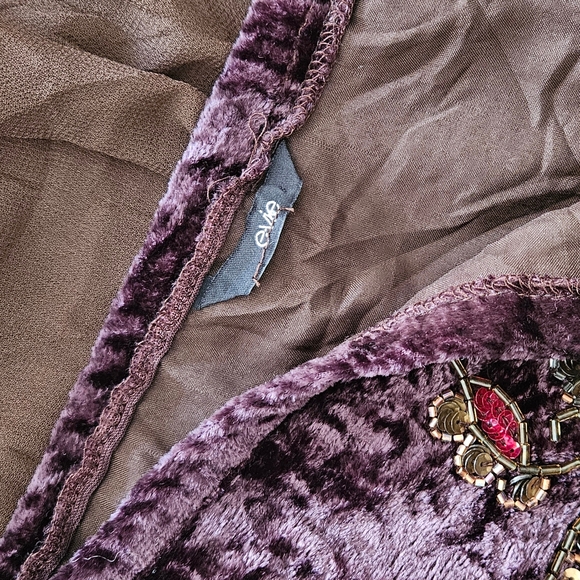 SOLD - Picture 3 of 5